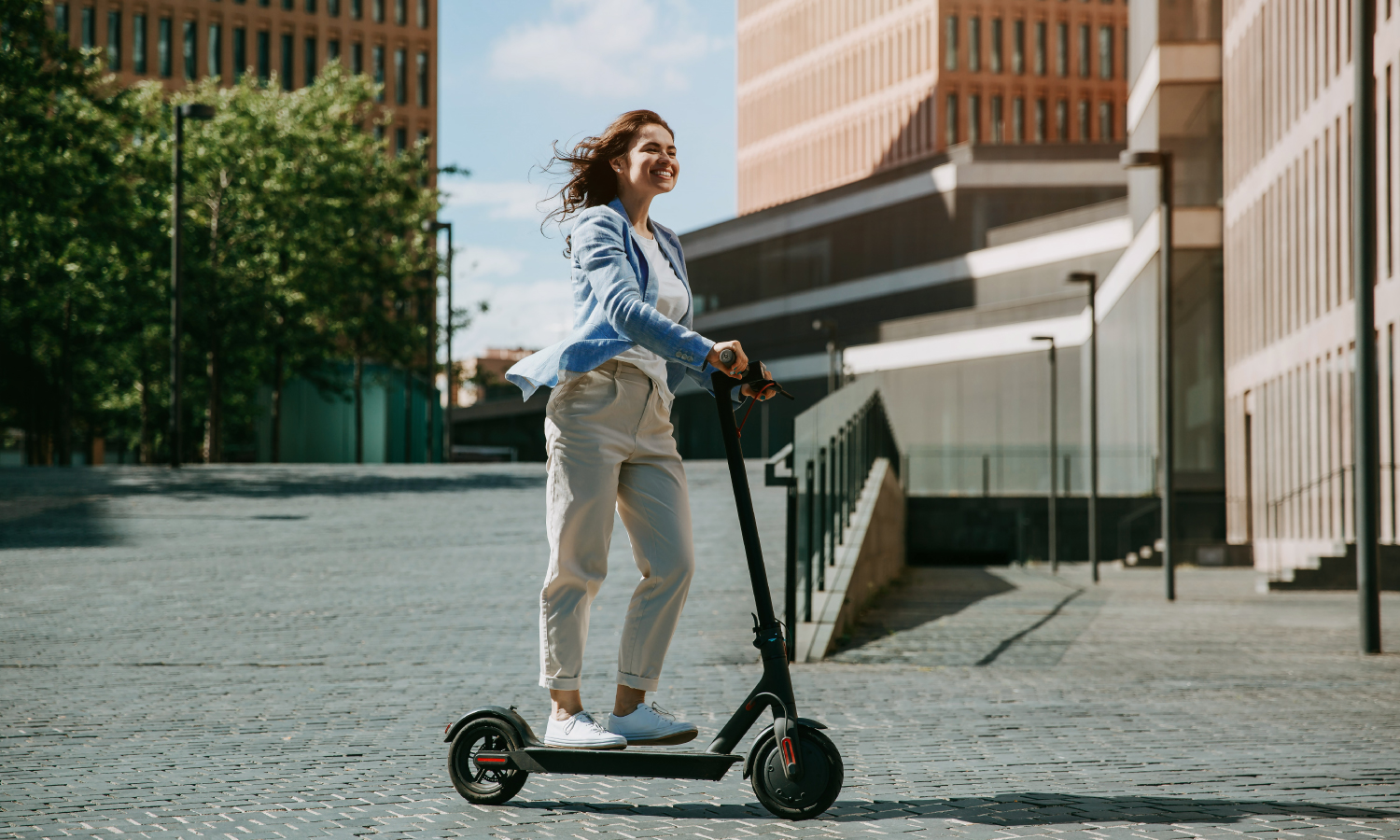 BinBin | İşe Gidip Gelenler İçin Elektrikli Scooter Kiralamanın Avantajlarını Keşfetmek